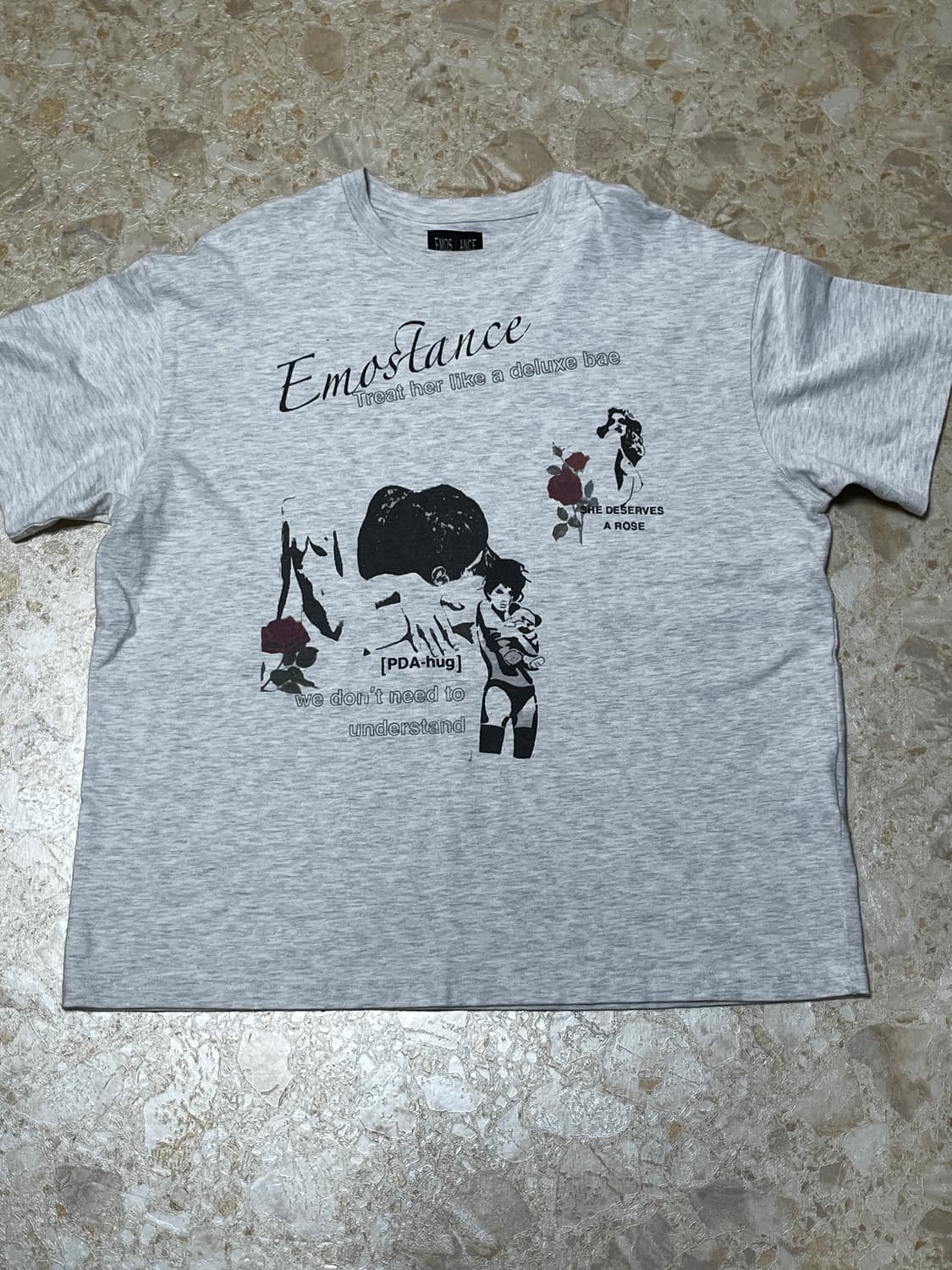 에모스탠스클럽 반팔 2사이즈 상품이미지2