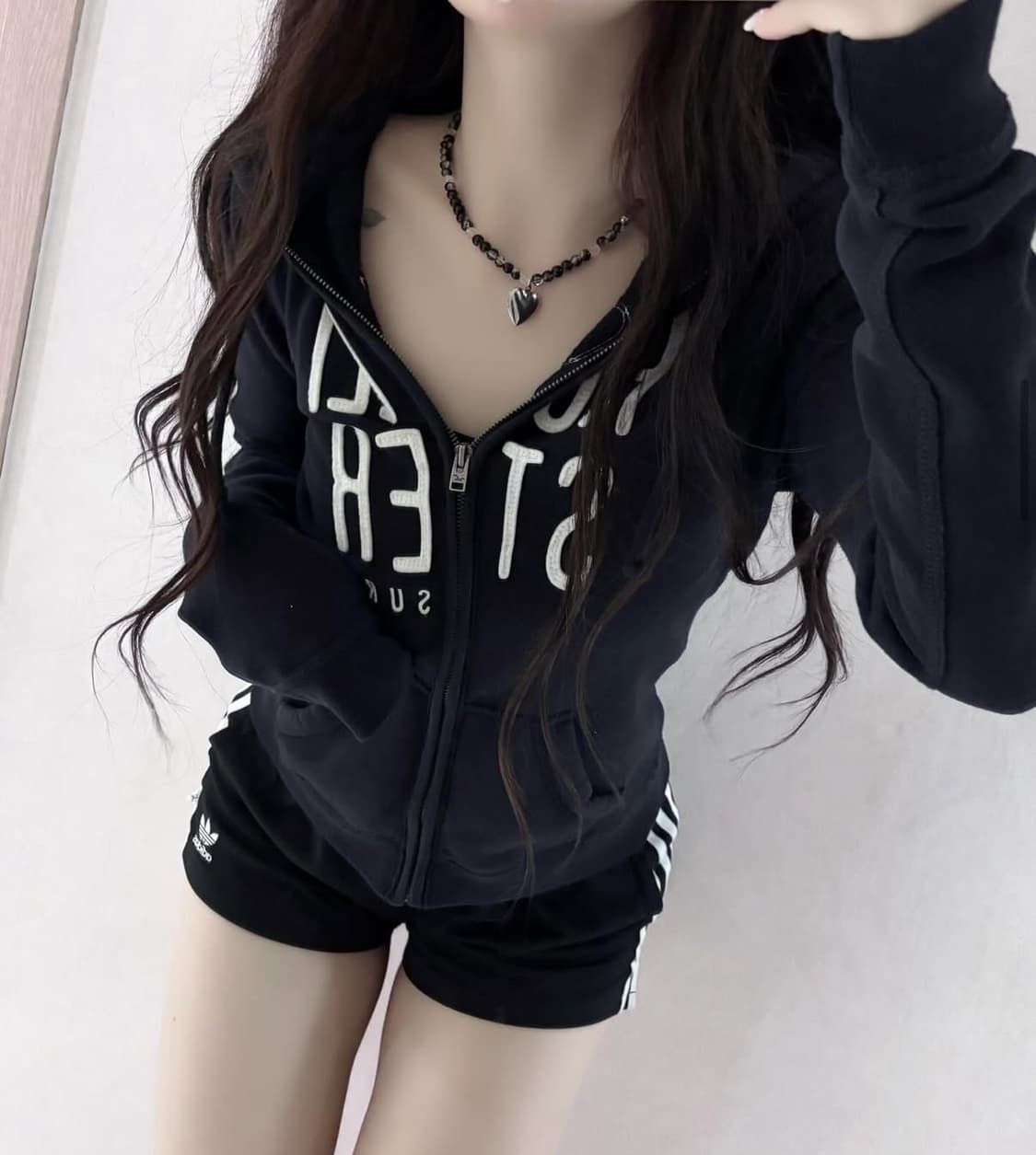 홀리스터 딱붙 후드집업 솜빈티지  상품이미지1