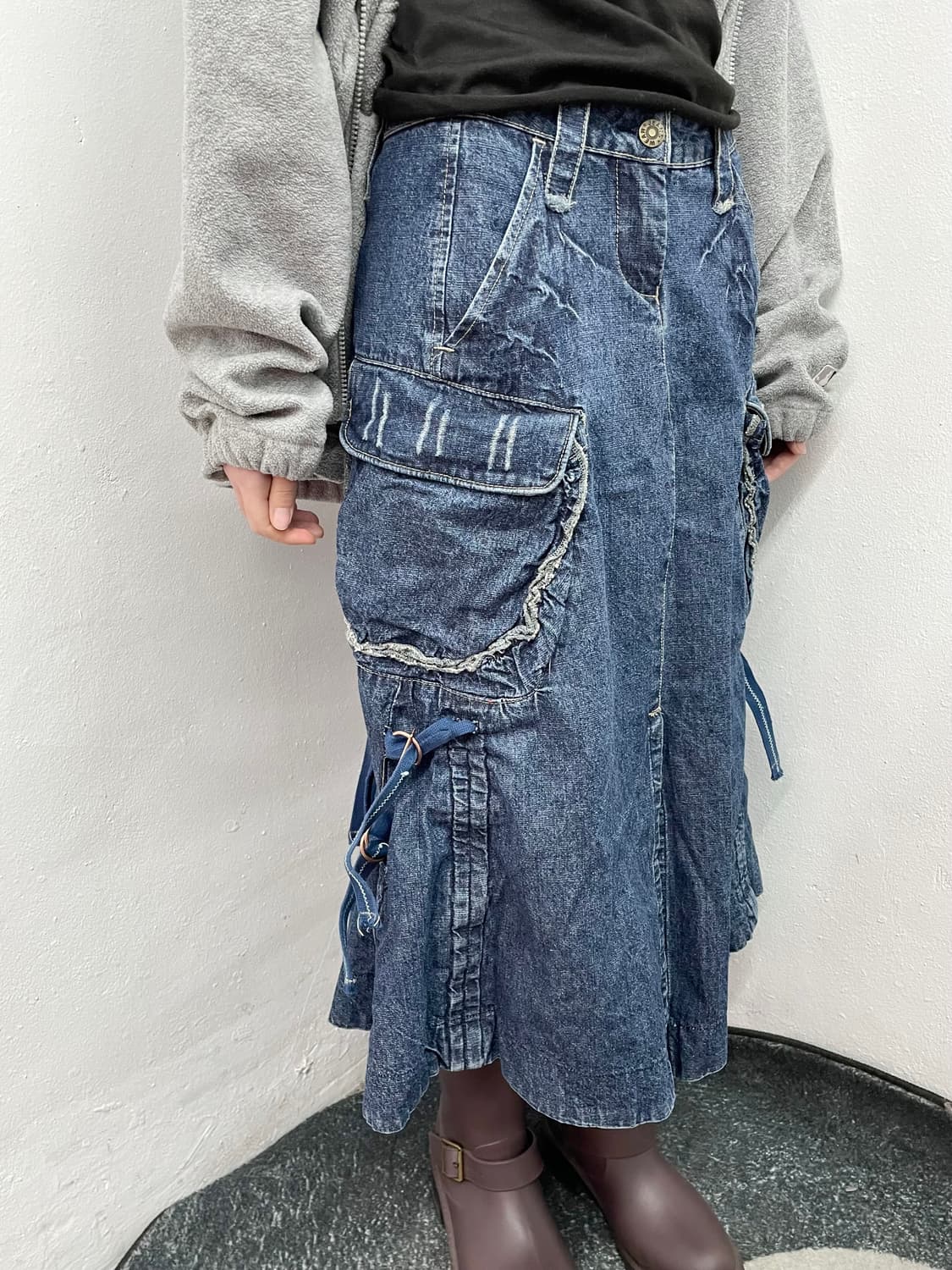 데님 디테일 셔링 포켓 스커트 상품이미지2