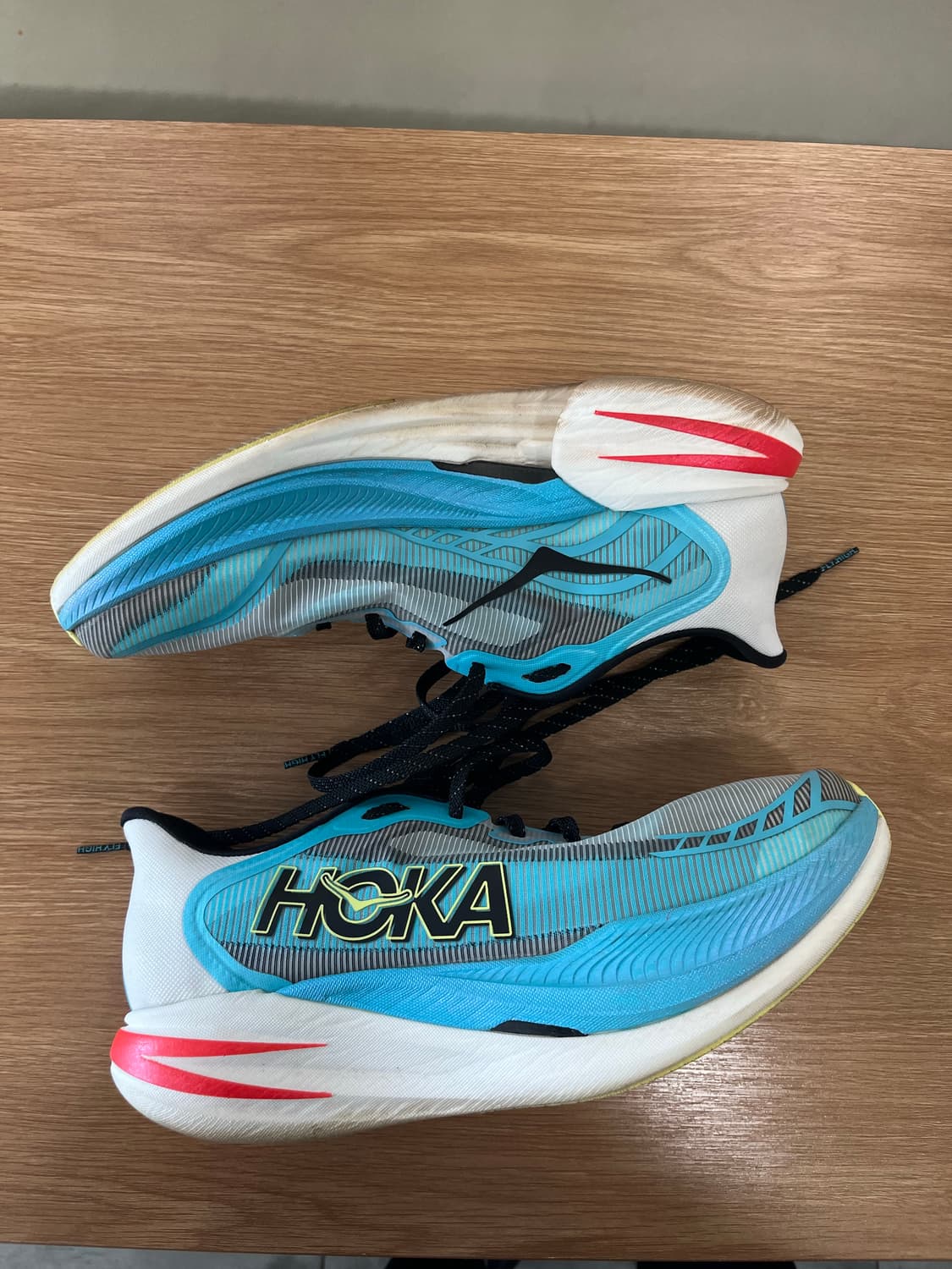 [280] 호카 씨엘로 X1 2.0 프로스트 블랙 상품이미지3