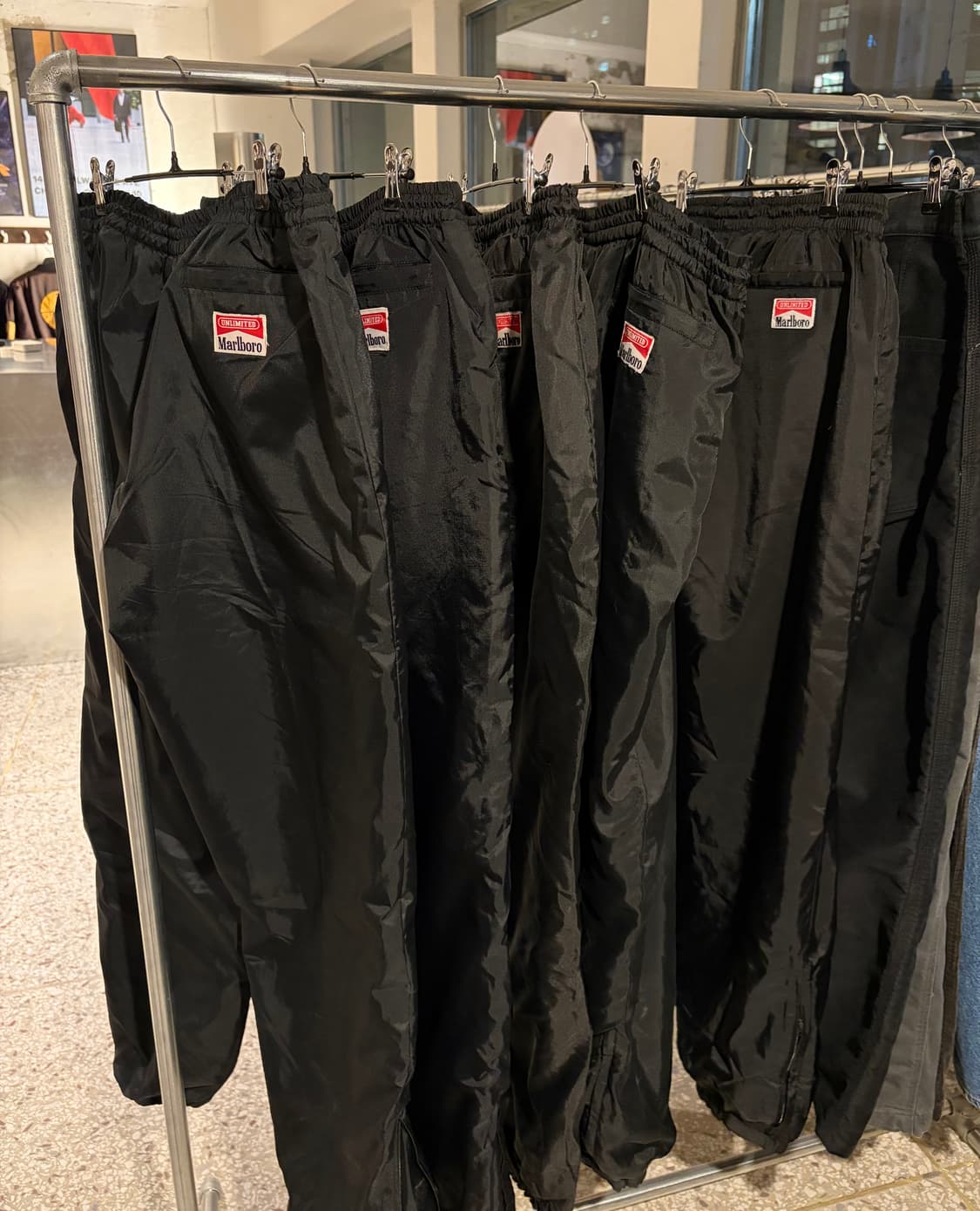 90s Marlboro fleece lined nylon pants 상품이미지1