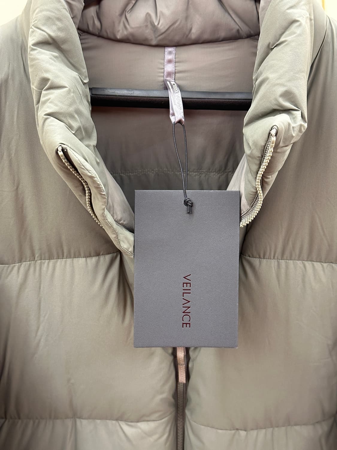 [새제품] 아크테릭스 베일런스 컨듀잇 다운 자켓 포리지 XL 상품이미지2