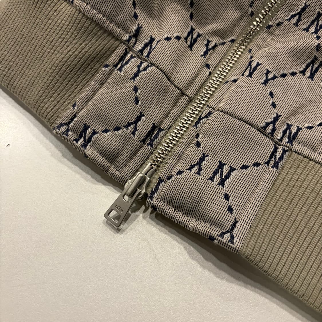 [95] 엠엘비 MLB NY 모노그램 양키스 패턴 자켓 D94 상품이미지7