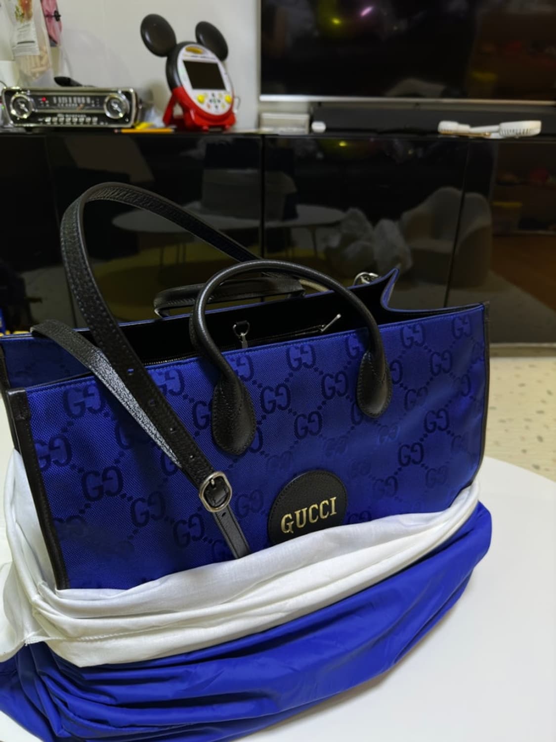 (BTS 방탄소년단 정국] 가방구찌 GG 패턴 블루 토트백 (130만원) 상품이미지3