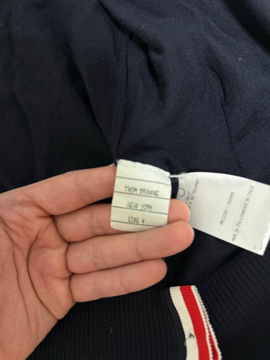 톰브라운 캐시미어 가디건 상품이미지3