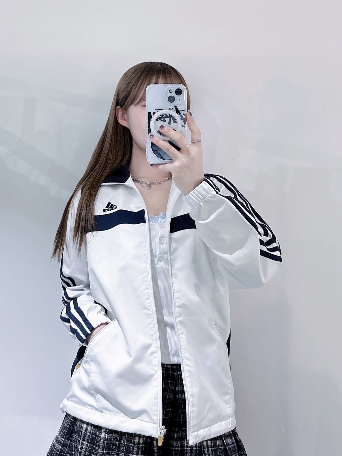 아디다스 스몰로고 화이트 바람막이 상품이미지2