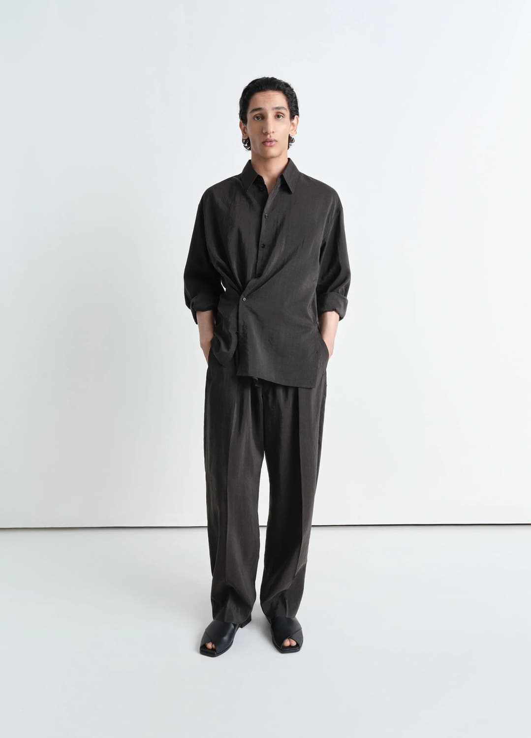 24ss 르메르 드라이실크 셔츠 다크에스프레소 상품이미지2