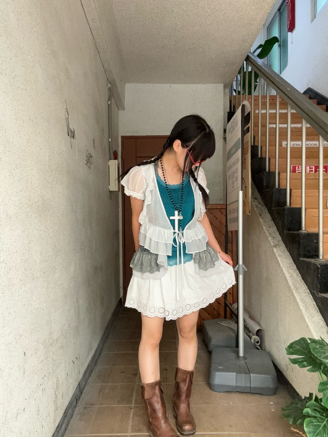 펀칭 밴딩 미니스커트 상품이미지1