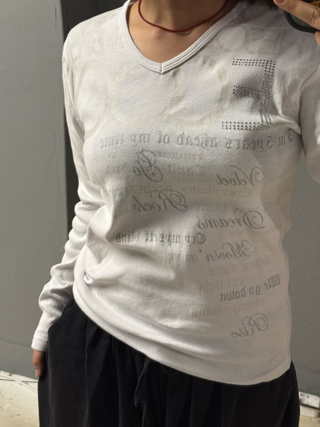 y2k lettering detail v-neck long sleeve 상품이미지3