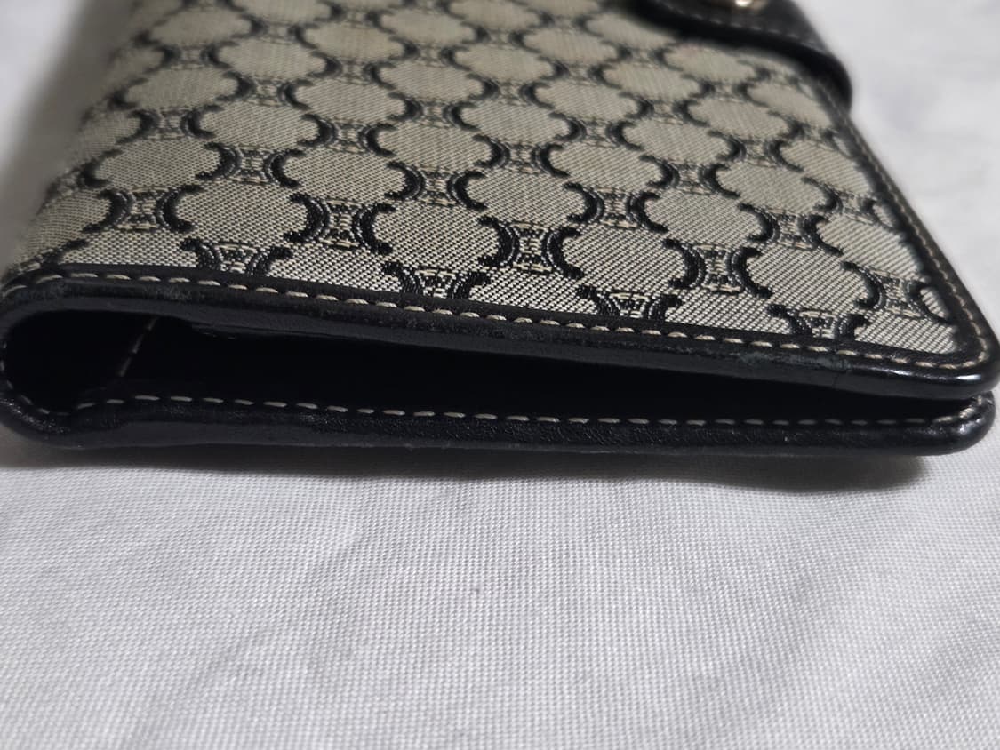 [정품] 셀린느 트리오페 클래식 캔버스 레더 장지갑 상품이미지5