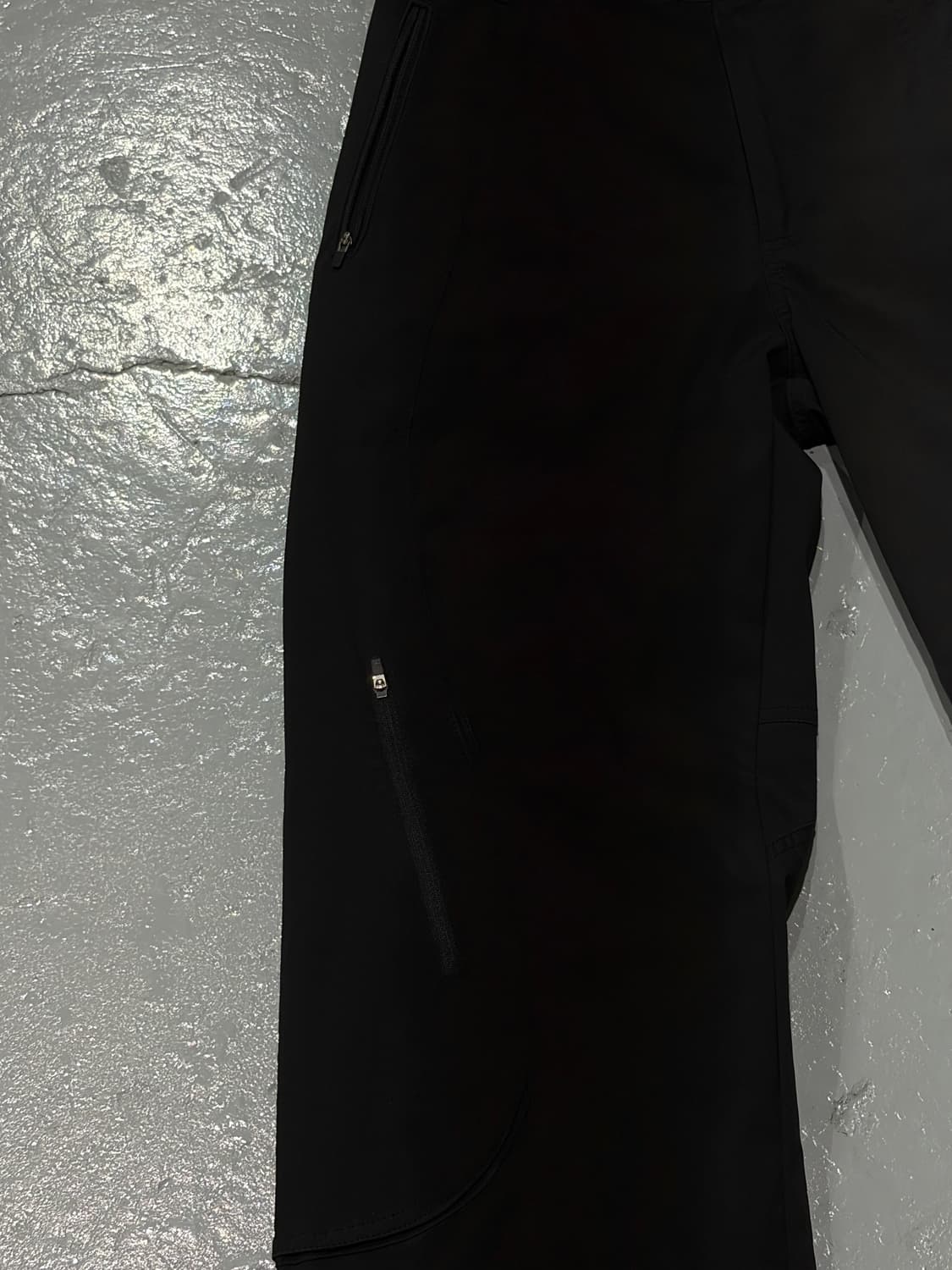 산산기어 23FW COVERING POCKET PANTS-BLACK 상품이미지4