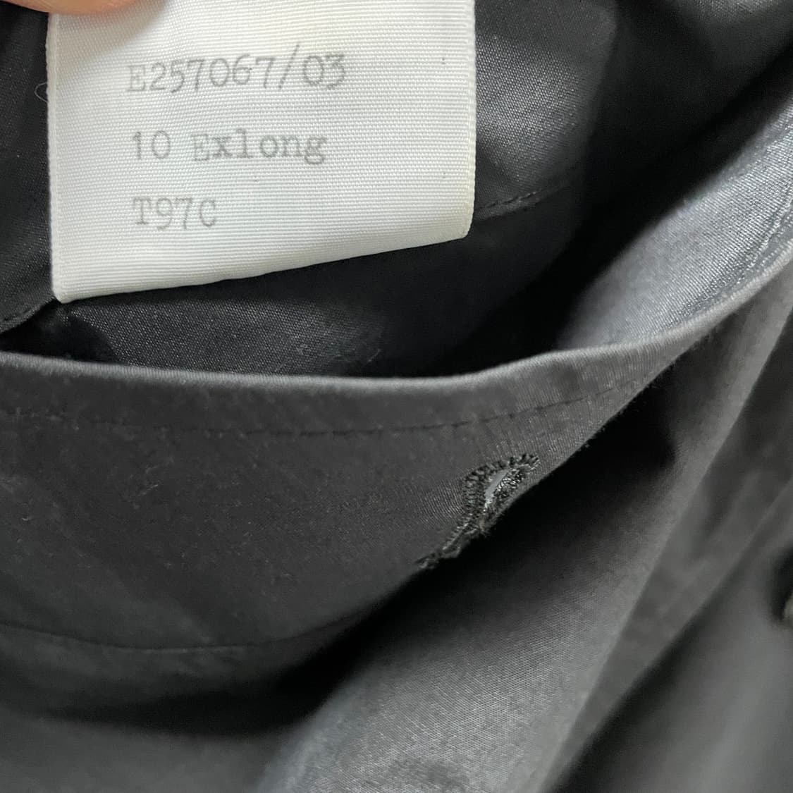 버버리 블랙 싱글 코트 10 상품이미지7