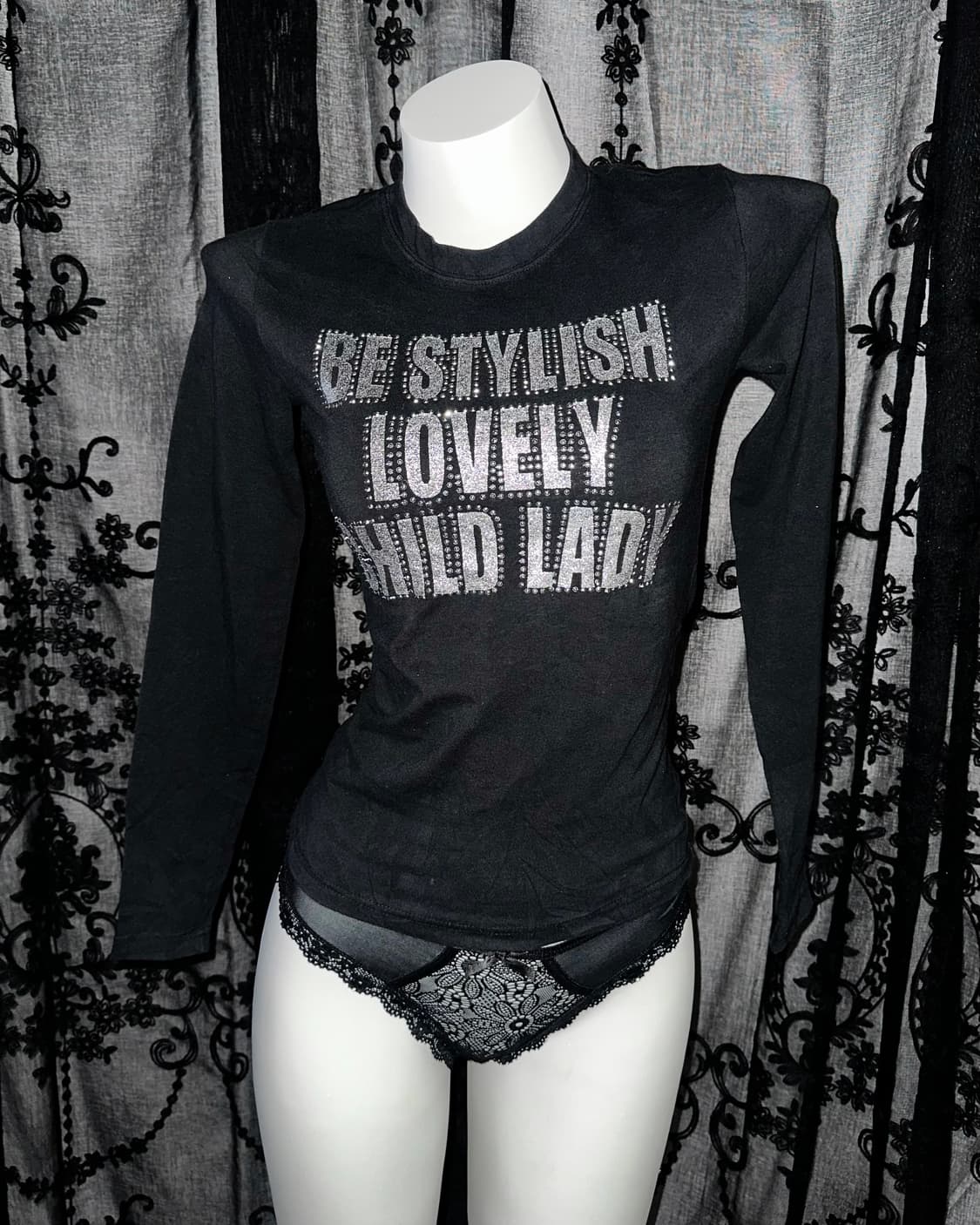 Black kitsch lettering long-sleeve 상품이미지2