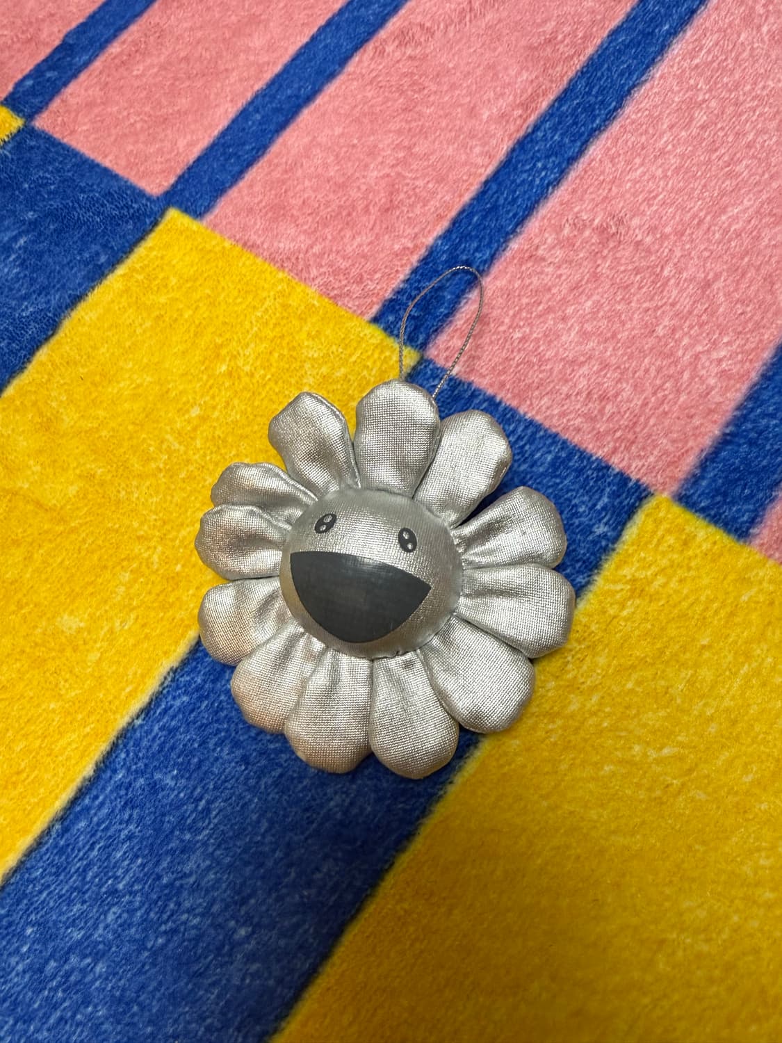 카이카이키키 실버 플라워 키링 상품이미지1