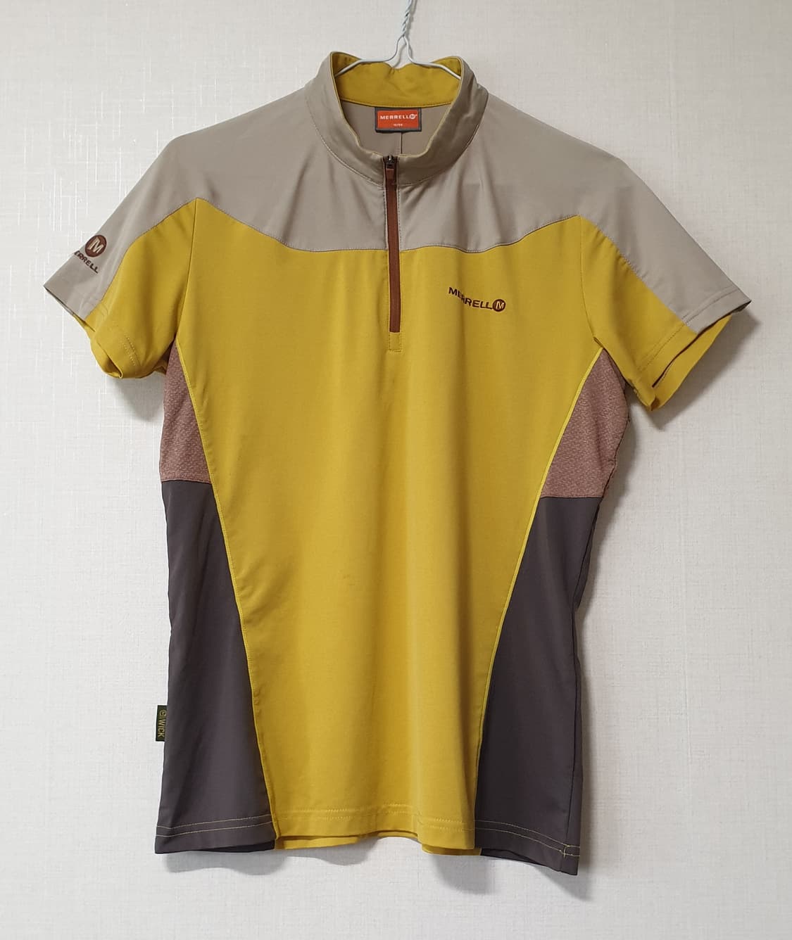 머렐 반집업 반팔티 95사이즈 상품이미지1