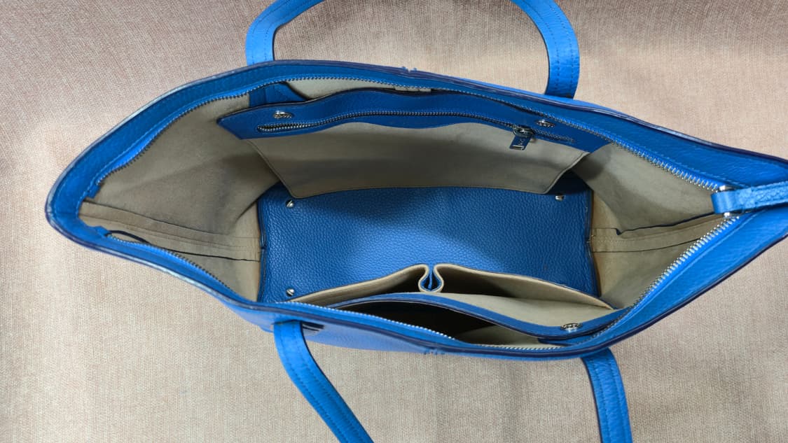 토즈 정품 - 조이 미디움 쇼퍼백 레더 지퍼 오픈 숄더백 상품이미지8