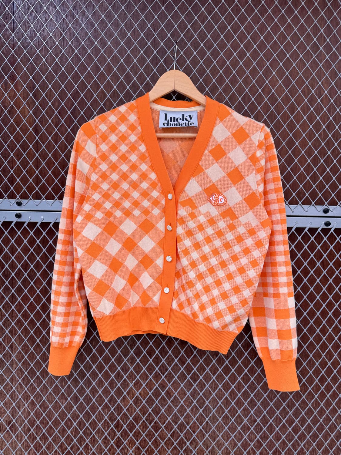 럭키슈에뜨 오렌지 체크 버튼 포인트 가디건 니트 38 상품이미지4
