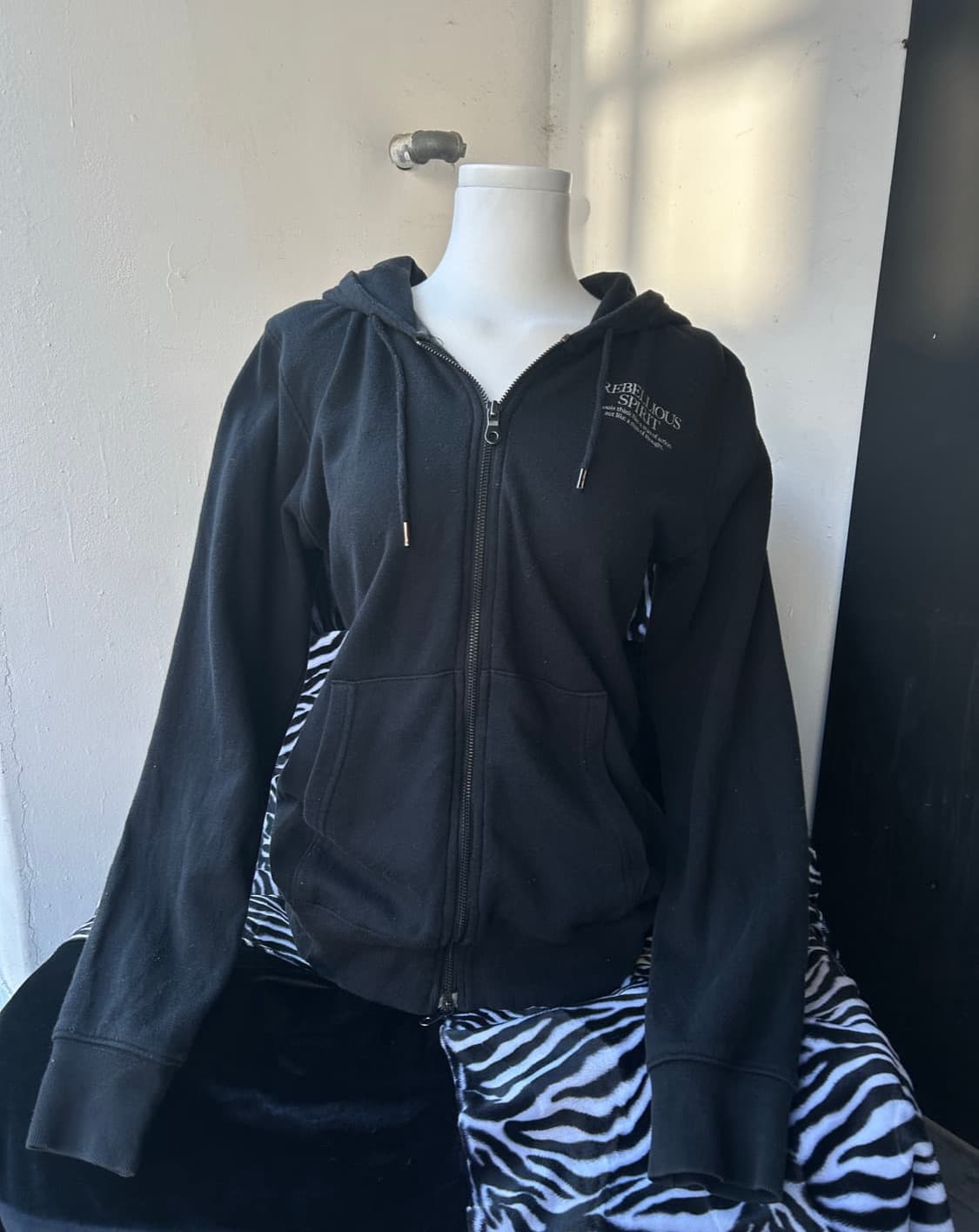 스컬 펑크 큐빅 후드집업 상품이미지2