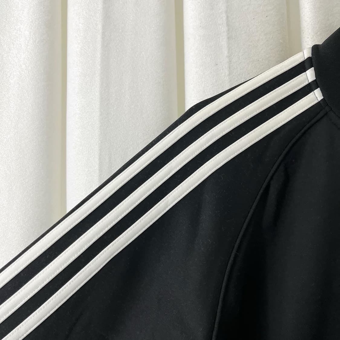 아디다스 블랙 화이트 삼선 져지 상품이미지5