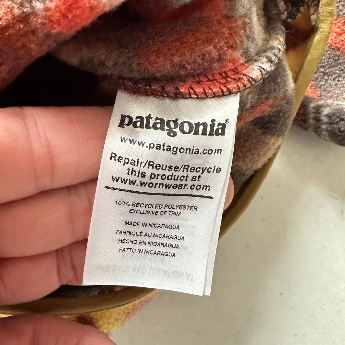 파타고니아 신칠라 아즈택 나바호 에스닉 패턴 스냅T M 상품이미지5