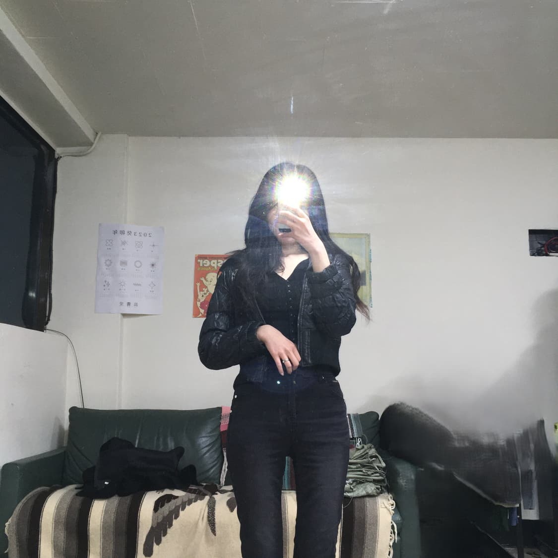 투티/0304 SOMETHING JPN 빈티지 숏패딩 유광 블랙 Y2K 상품이미지1