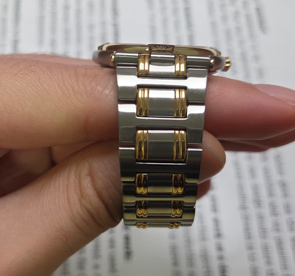 빈티지 구찌 클래식 9000M 스톤그레이 다이얼 콤비 쿼츠 남성용 브레이 상품이미지7