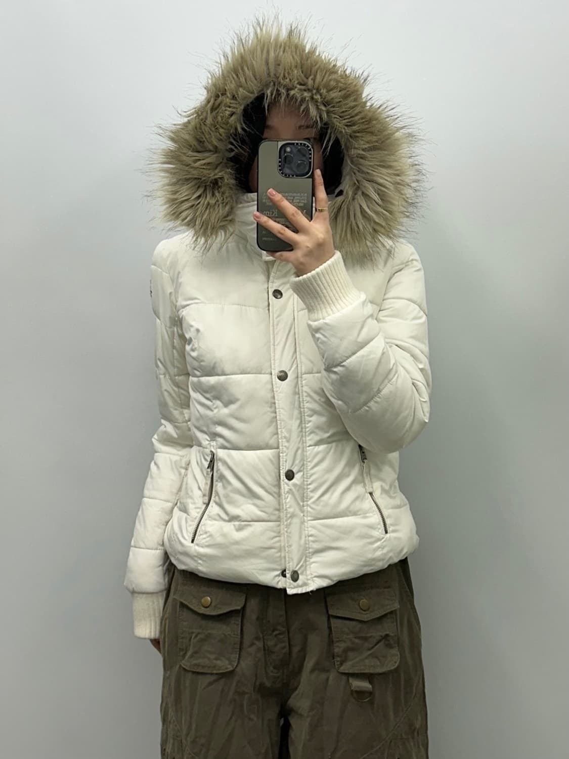 아베크롬비 화이트 울프죠 슬림핏 패딩 상품이미지2