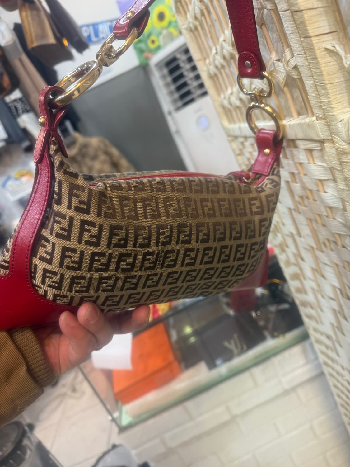 정품 페니 미니 세프 포켓 숄더백 팝니다 상품이미지4