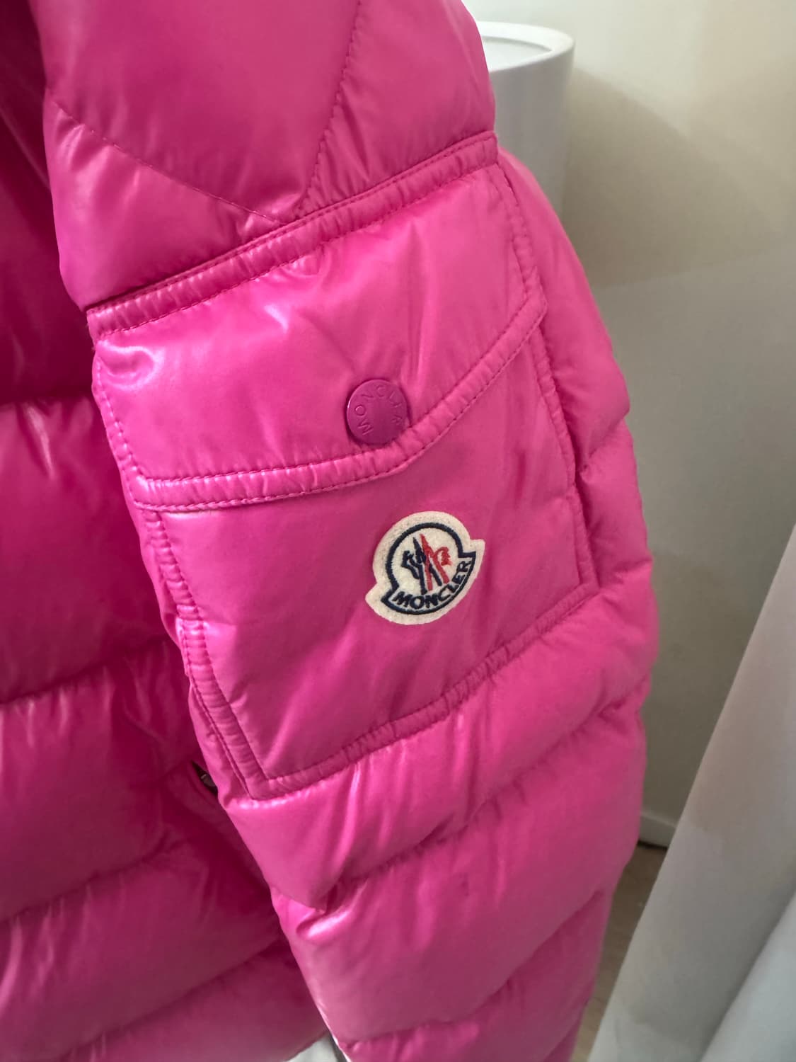 moncler maya giubboto  몽클레어 마야 후드 쇼트 다운 상품이미지9
