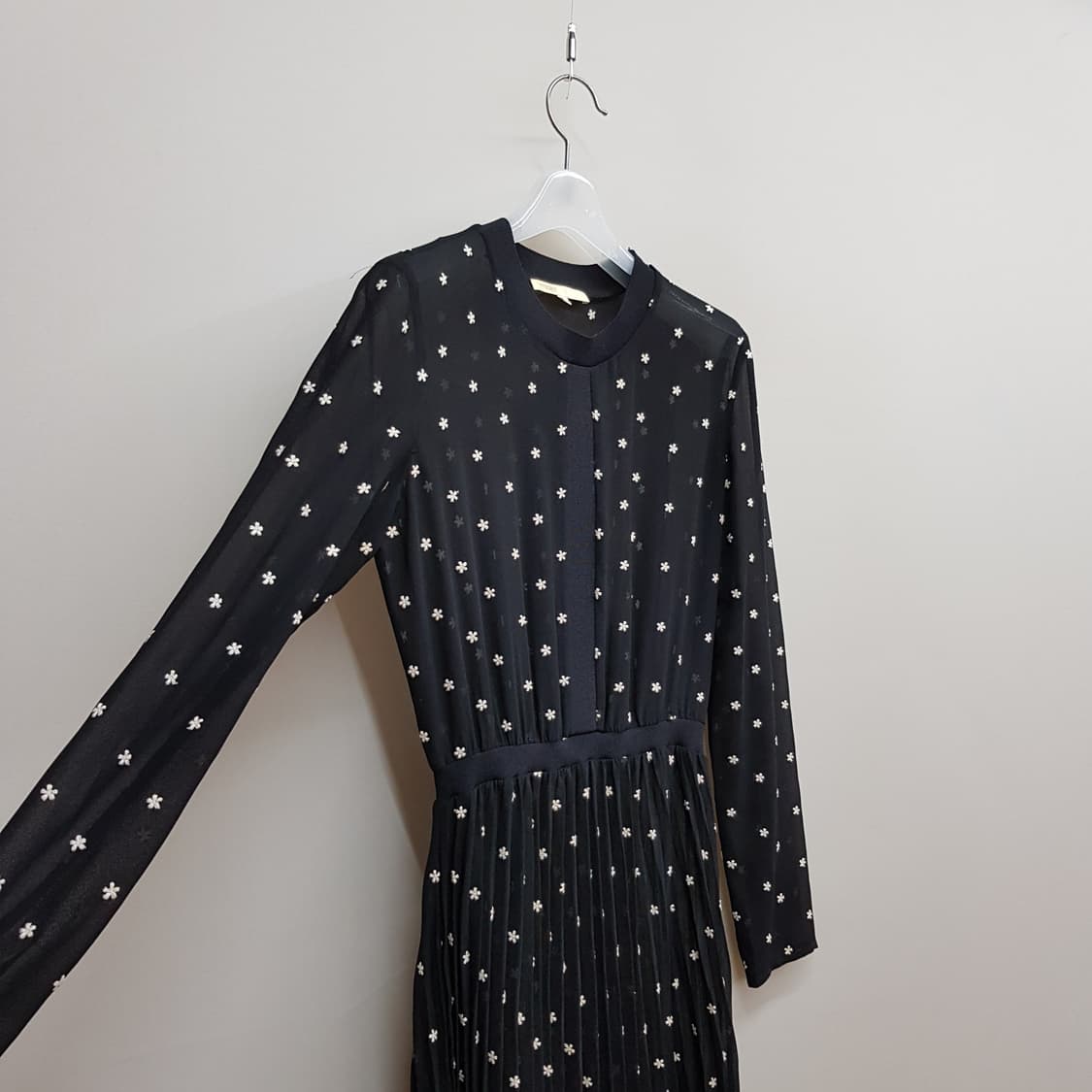 마쥬 리볼리 자수 롱 원피스 1사이즈 상품이미지4