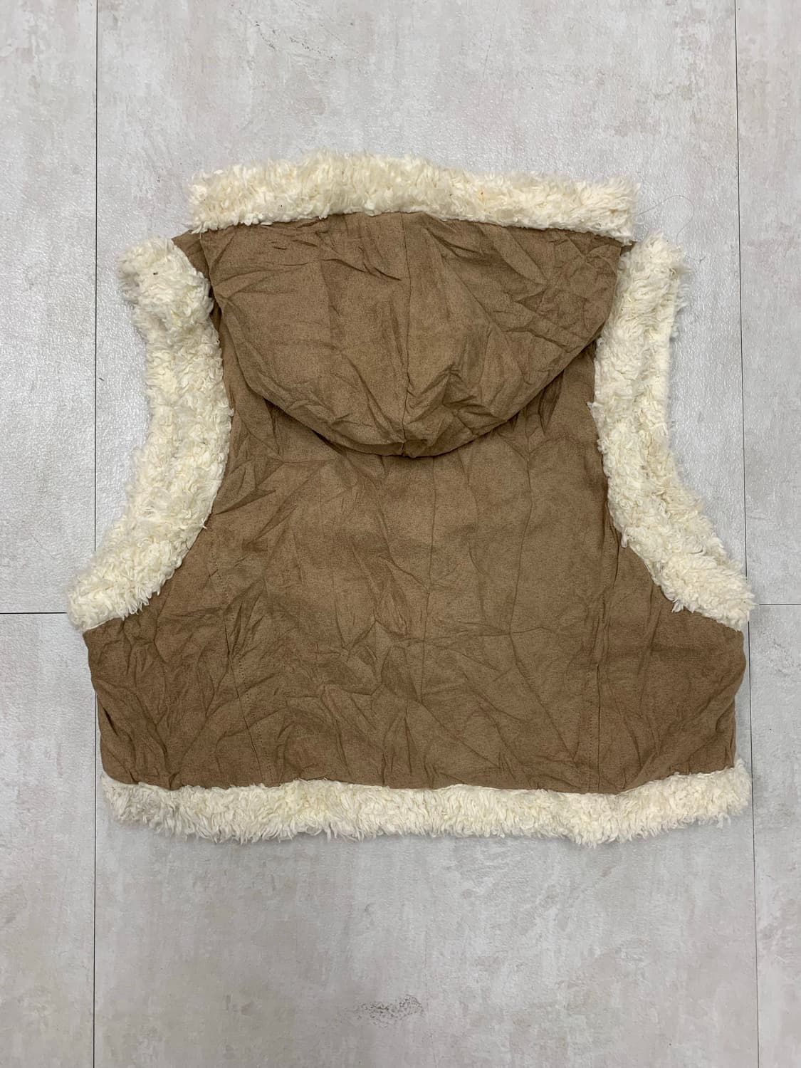 image 무스탕 베스트 후드 상품이미지5