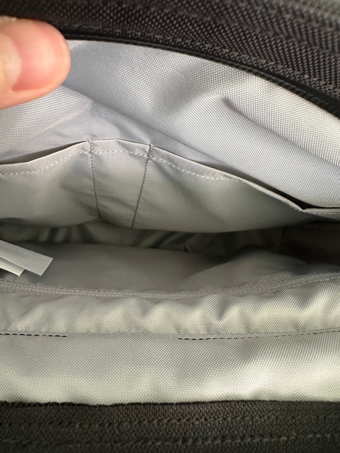 아크테릭스 아로8 숄더백 블랙 상품이미지4