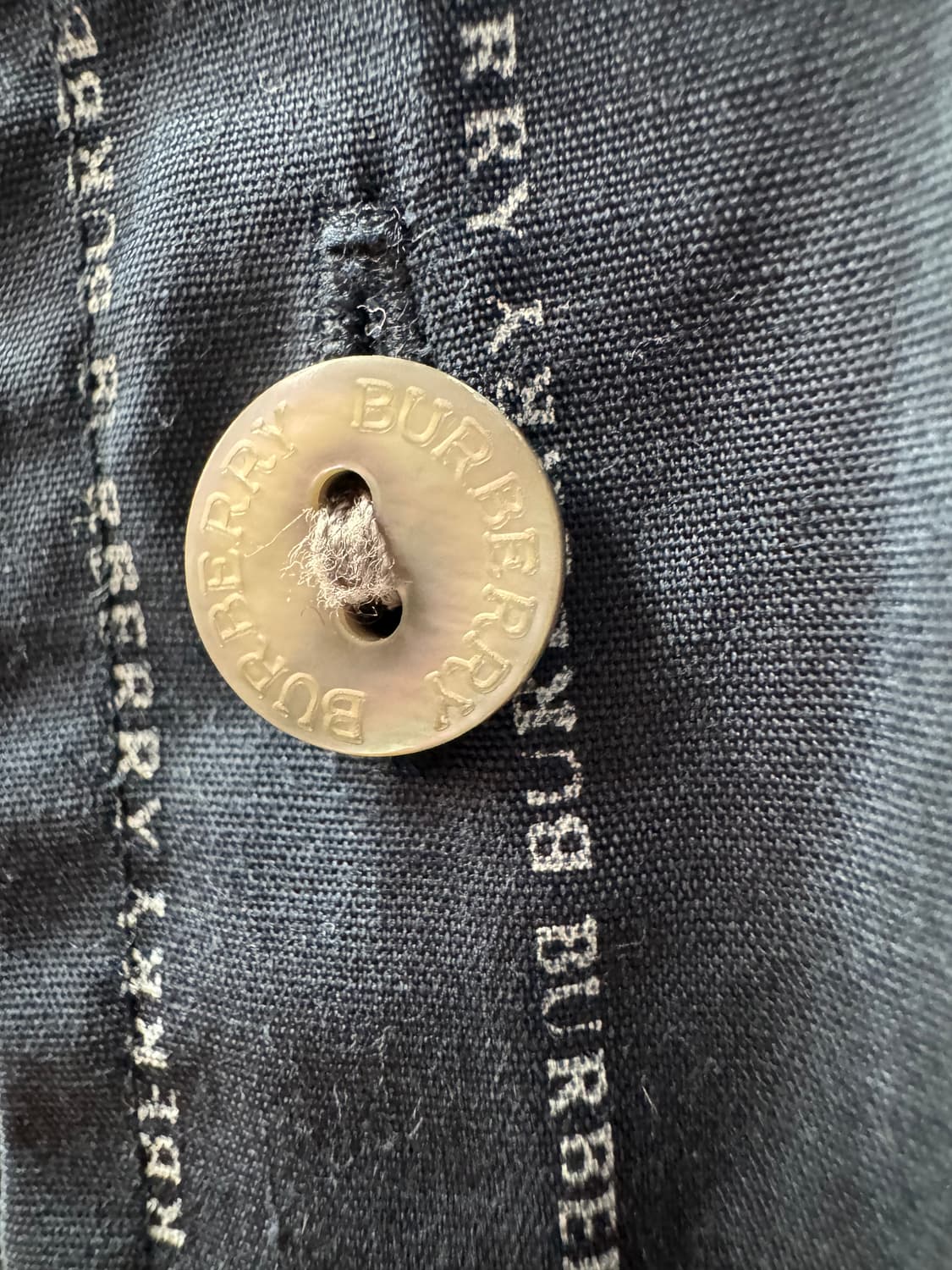 버버리 스트라이프 로고패턴 셔츠 L(L~XL) 상품이미지4