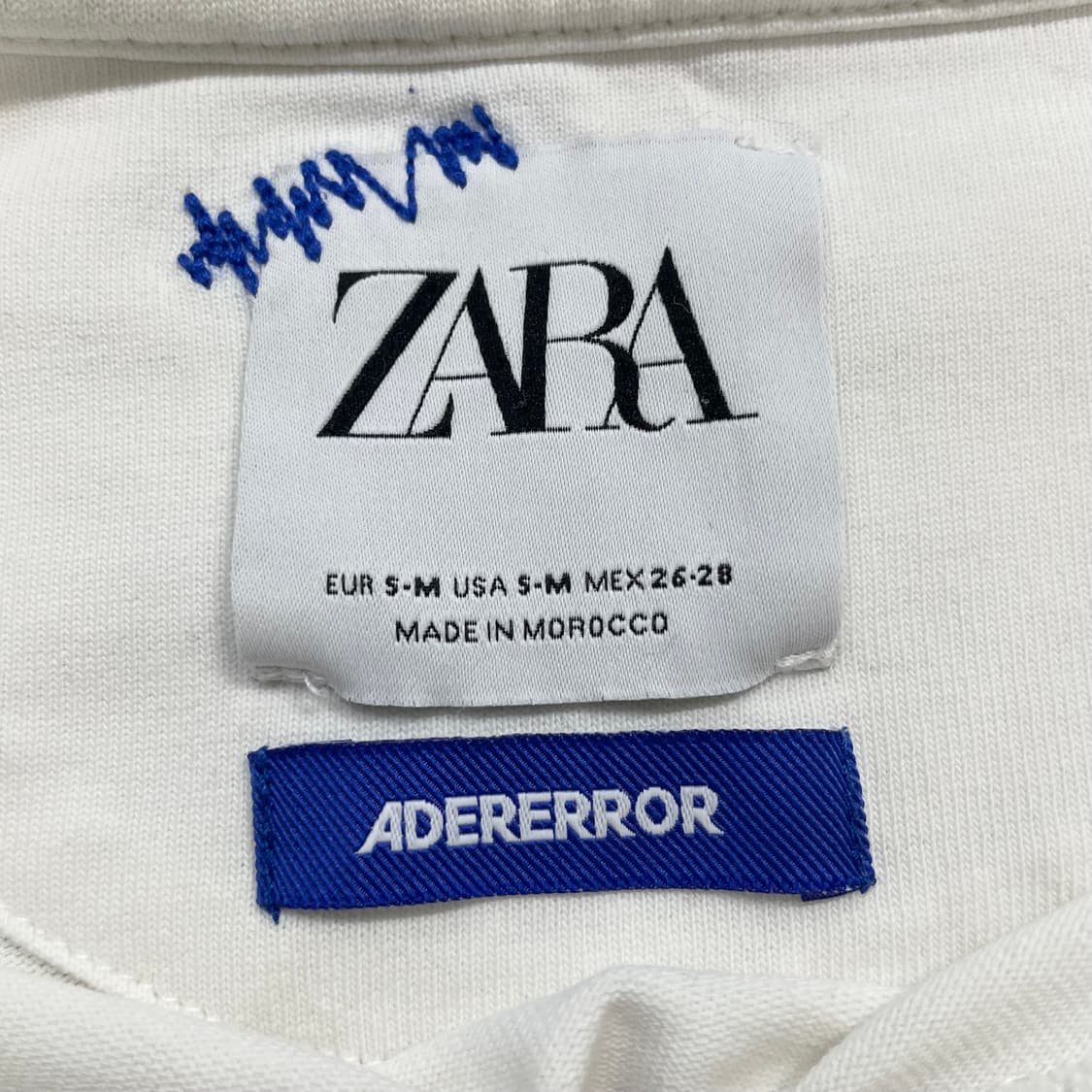 아더에러 x 자라 그래픽 롱슬리브 화이트 상품이미지4