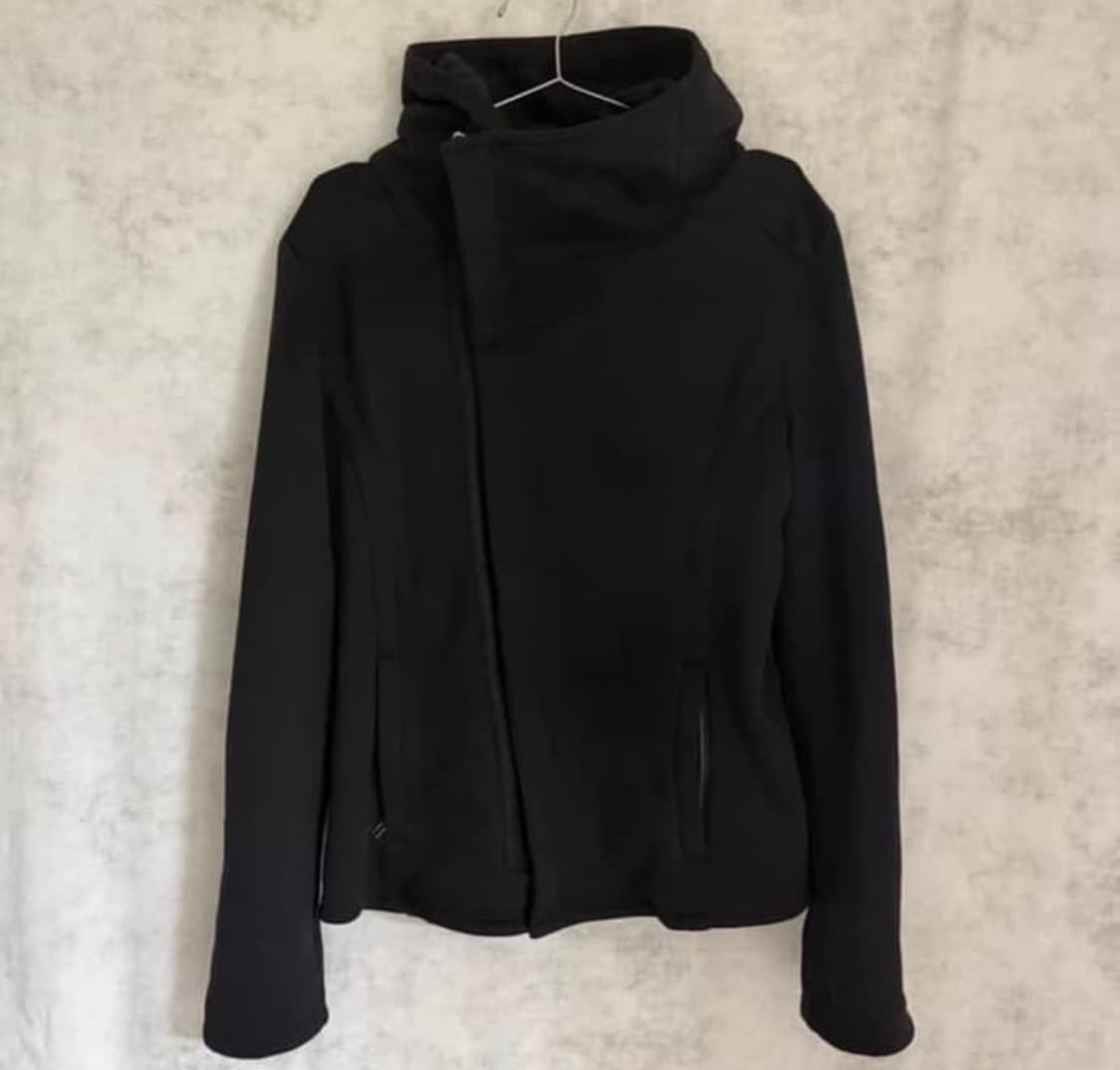 The Viridi-Anne 사선 집업 상품이미지1