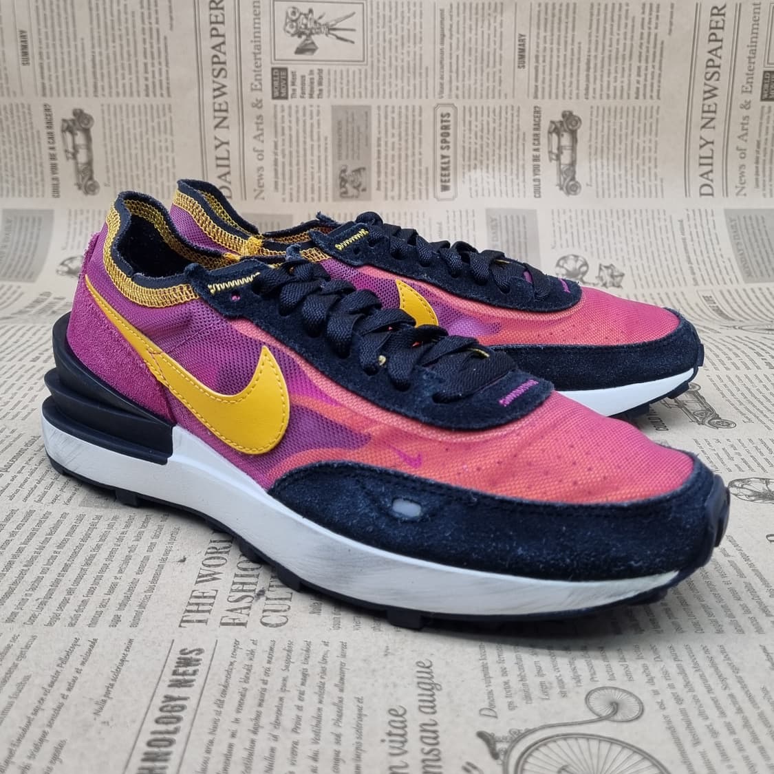 나이키 와플원 엑티브 푸시아 스니커즈240 상품이미지1