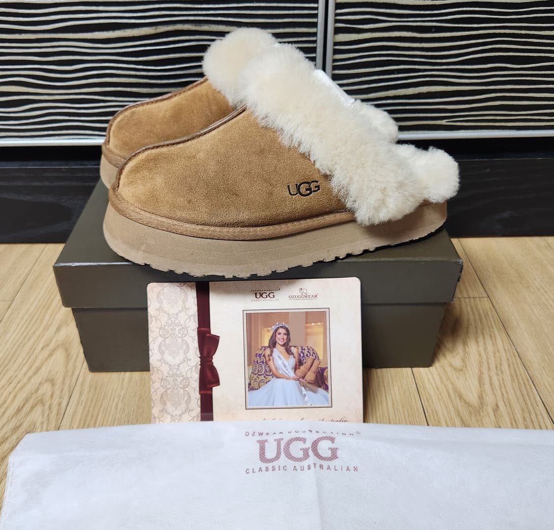 UGG 어그 디스케트 체스트넛 슬리퍼 (모델명:1122550-CHE) 상품이미지1