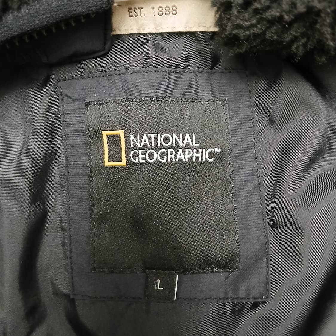 내셔널지오그래픽 뽀글이 롱 코트 블랙 색상 L 상품이미지4