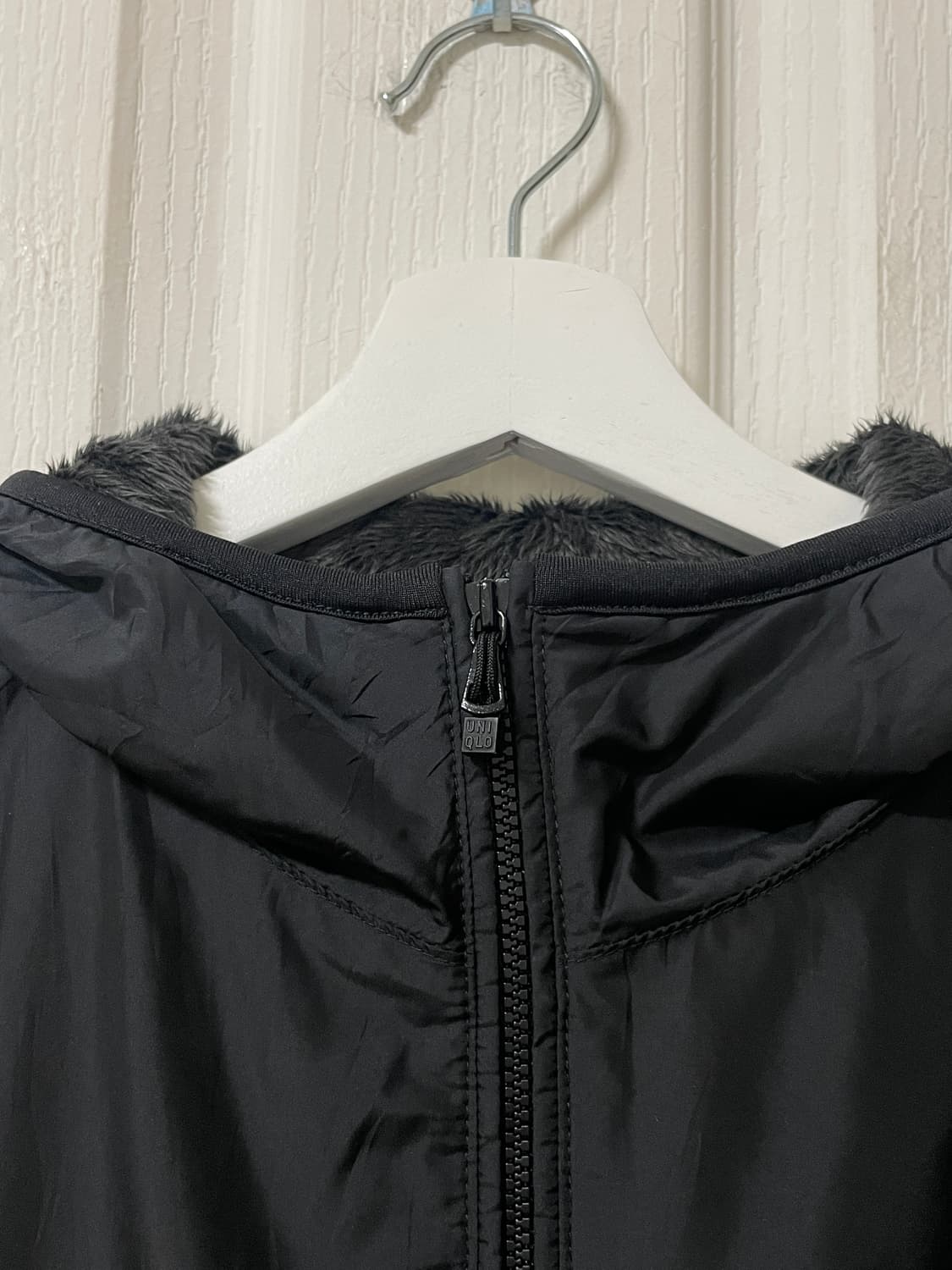 [안감이 전부 보아털🖤] 일본 유니클로 - 보아털 바람막이 상품이미지2