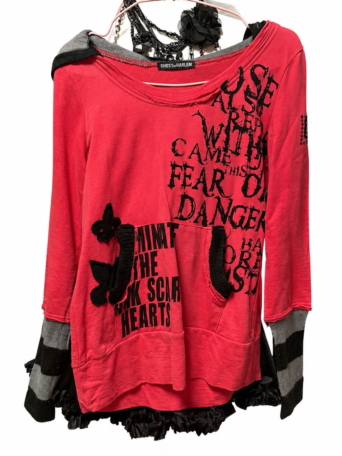 ghost of harlem 고스트오브할렘 스트라이프 레드 펑크 후드티 상품이미지1