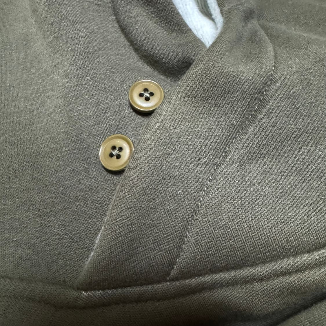 챔피온 숄더넥 카키 기모 후드티 상품이미지3