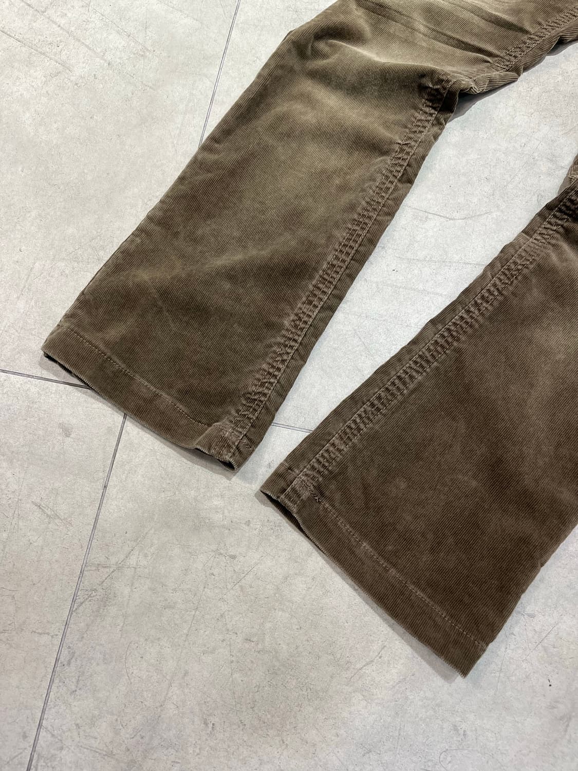 일본 빈티지 y2k 날개 자수 세미 부츠컷 골덴 팬츠  상품이미지2