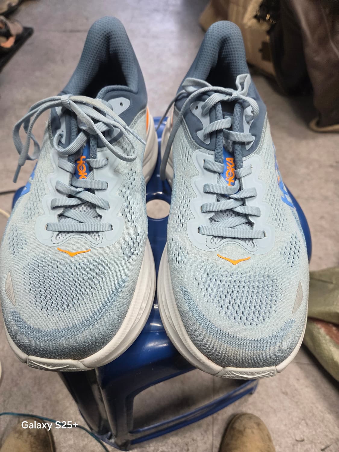 호카   런닝화    상품이미지1