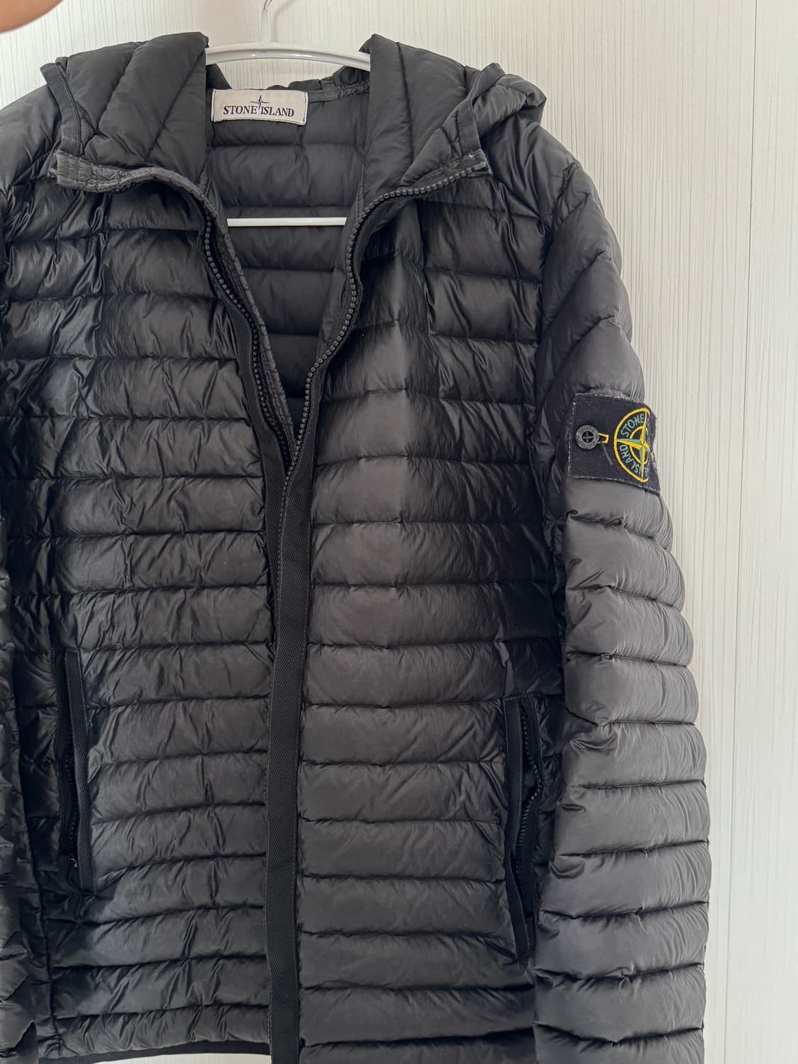 스톤아일랜드 경량패딩 판매합니다 M 상품이미지3