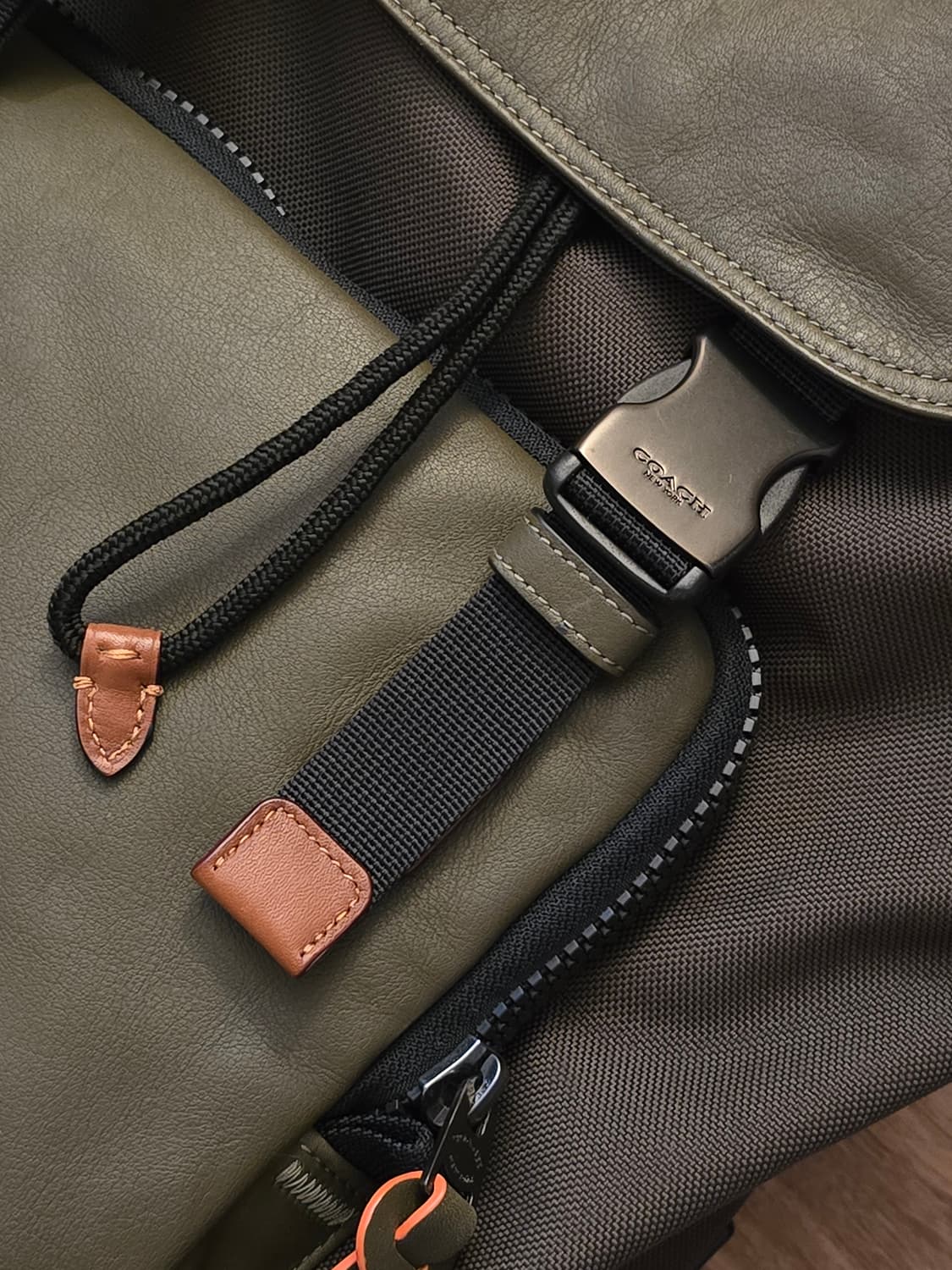 Coach x Naruto x Micheael B. Jordan 백팩 상품이미지8