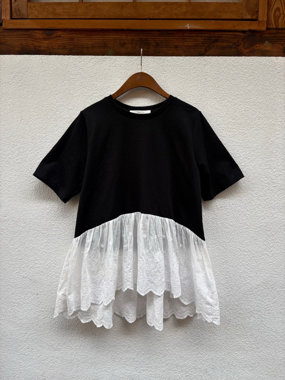 펀칭 레이스 탑 상품이미지2