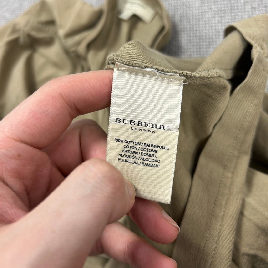 버버리 기마로고 슬림핏 반팔(L) 상품이미지4