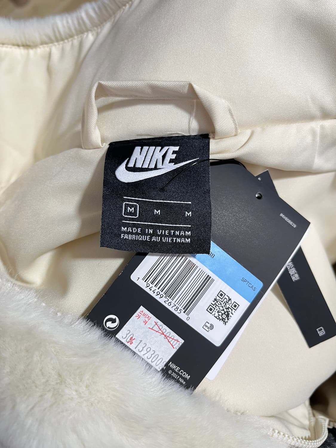 (새상품) 나이키 우먼 NSW 포우 퍼 자켓 파슬 M 상품이미지4