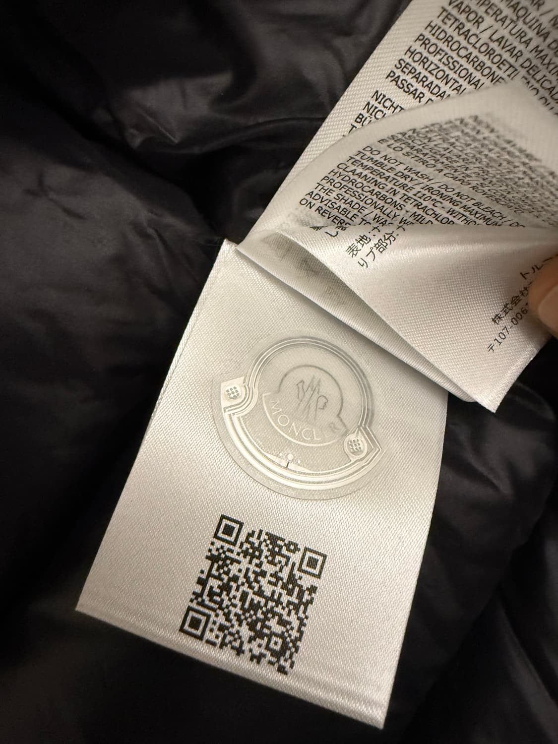 몽클레어 GUI 구이 패딩조끼 3사이즈  상품이미지4