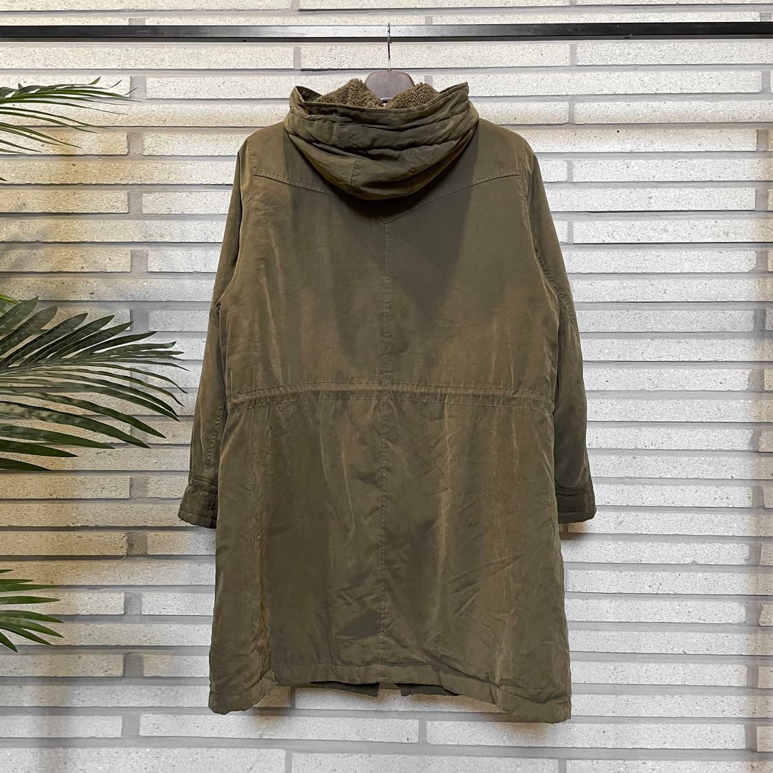 JPN VINTAGE 후드 필드 파카 허리 스트링 털안감 디테일 카키 상품이미지3